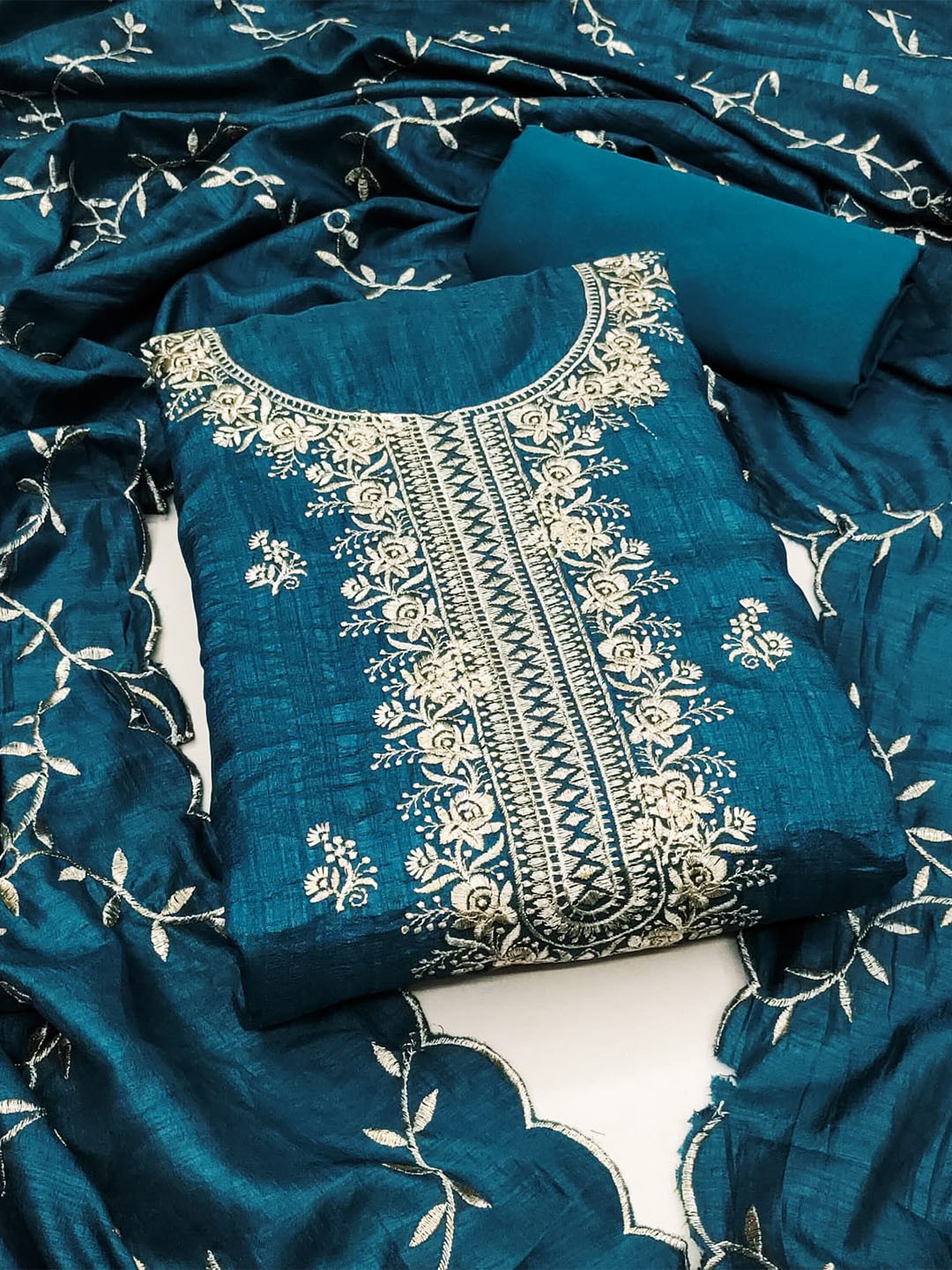 

ZEEPKART Embroidered Unstitched Dress Material, Blue