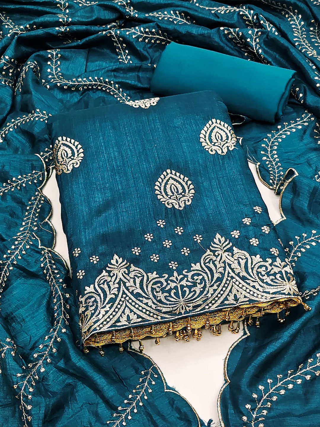 

ZEEPKART Embroidered Unstitched Dress Material, Blue