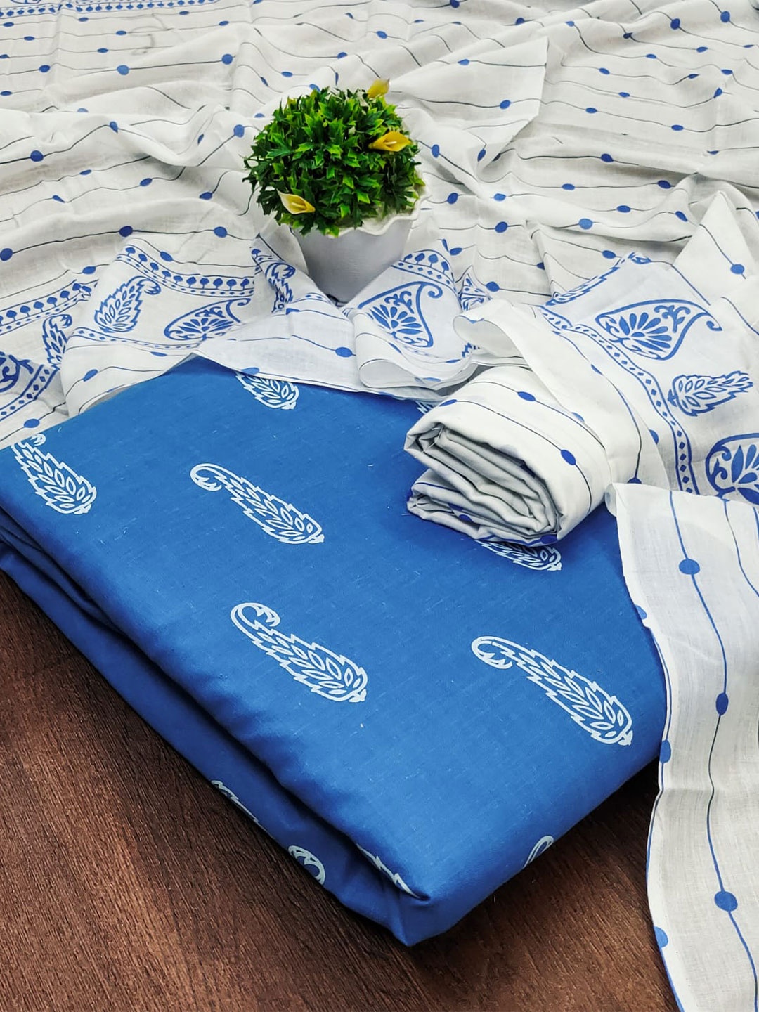 

ZEEPKART Printed Jute Cotton Unstitched Dress Material, Blue