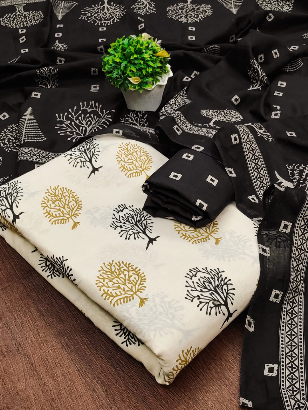 

ZEEPKART Jute Cotton Unstitched Dress Material, Black