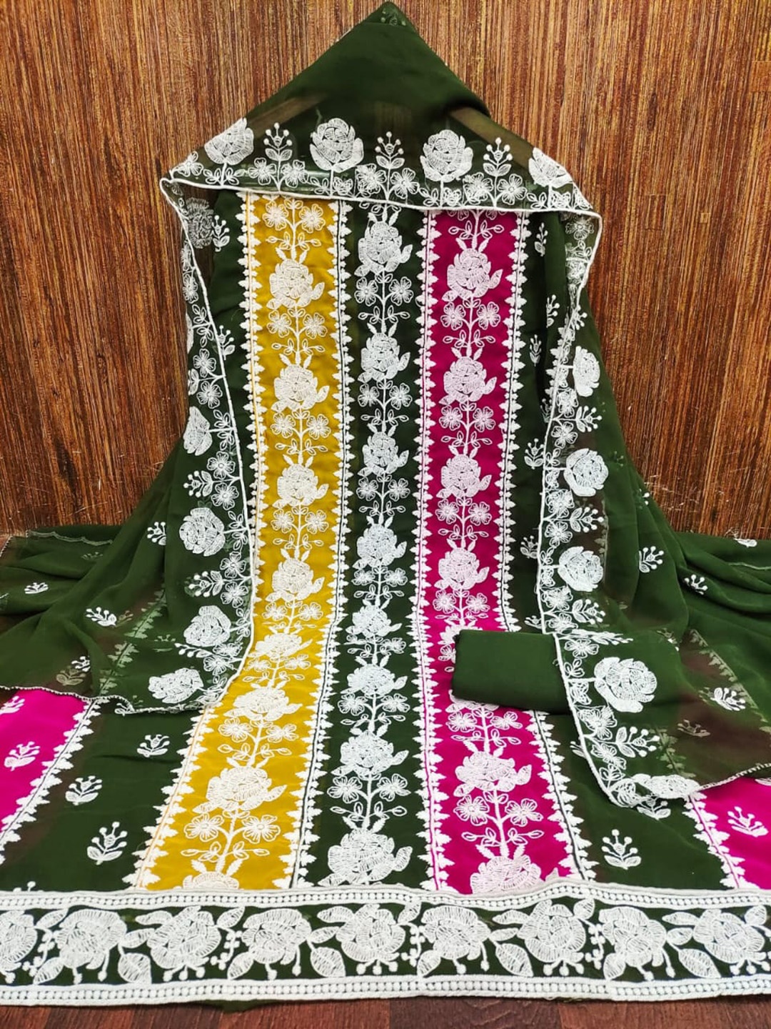 

ZEEPKART Floral Embroidered Unstitched Dress Material, Green