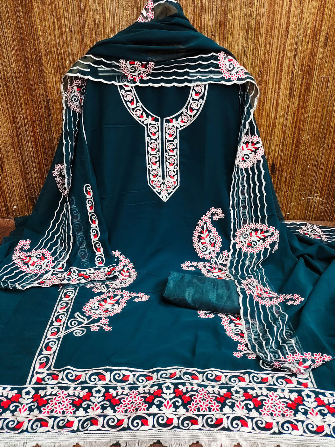 

ZEEPKART Floral Embroidered Unstitched Dress Material, Teal