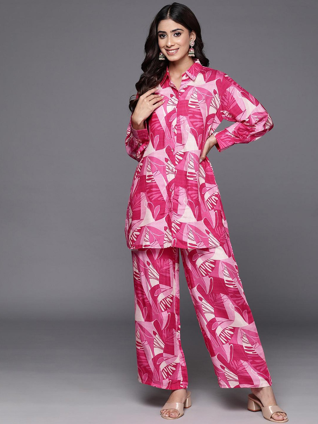 

Ekta Textiles Printed Shirt & Trousers, Pink