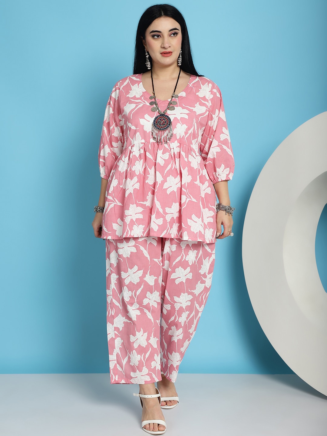 

TAG 7 Floral Printed Cotton V-Neck Ethnic Peplum Top With Trousers, Pink