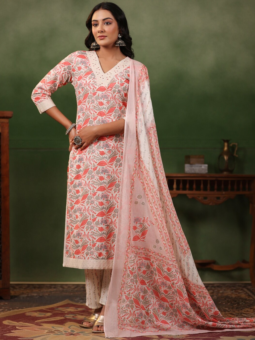 

FASHOR Floral Printed Thread Work Pure Cotton Straight Kurta with Trousers & Dupatta, Off white