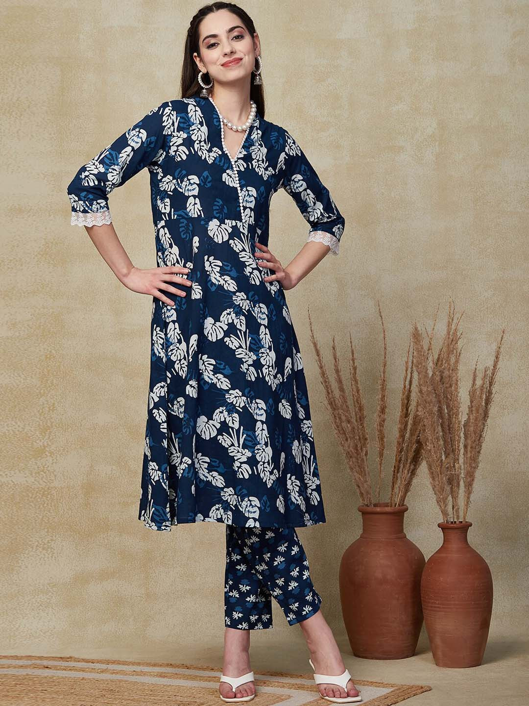 

FASHOR Floral Printed Overlapped Pure Cotton Kurta with Trousers, Blue