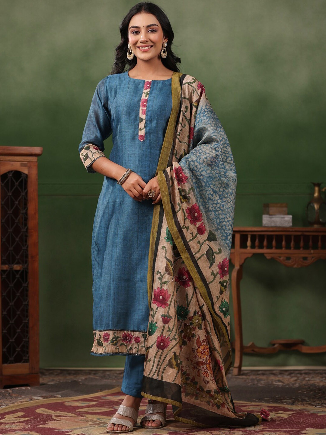 

FASHOR Floral Regular Patchwork Chanderi Cotton Kurta with Trousers & Dupatta, Teal