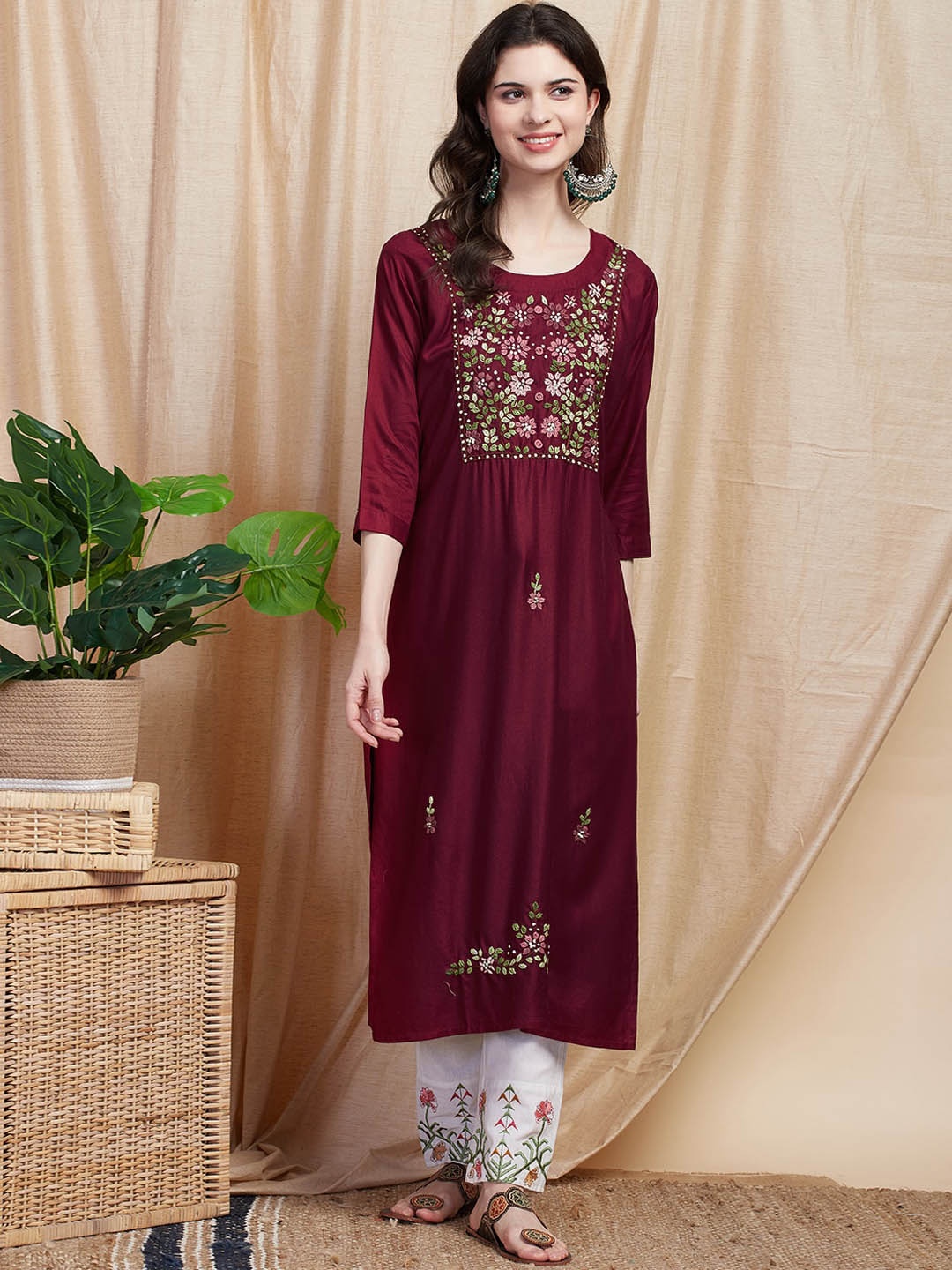 

FASHOR Floral Yoke Design Round Neck Three-Quarter Sleeves Straight Thread Work Kurta, Maroon