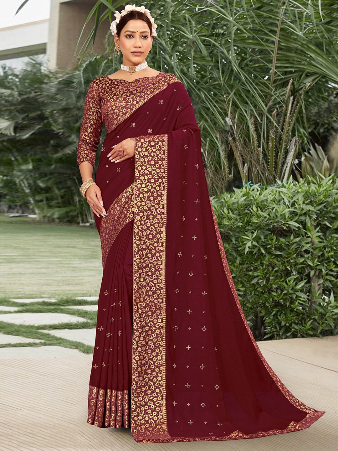 

Satrani Ethnic Motifs Embellished Beads and Stones Bhagalpuri Saree, Maroon