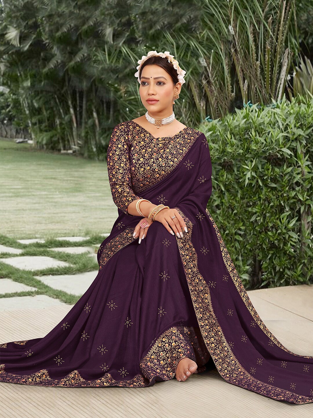 

Satrani Embellished Bhagalpuri Saree, Purple