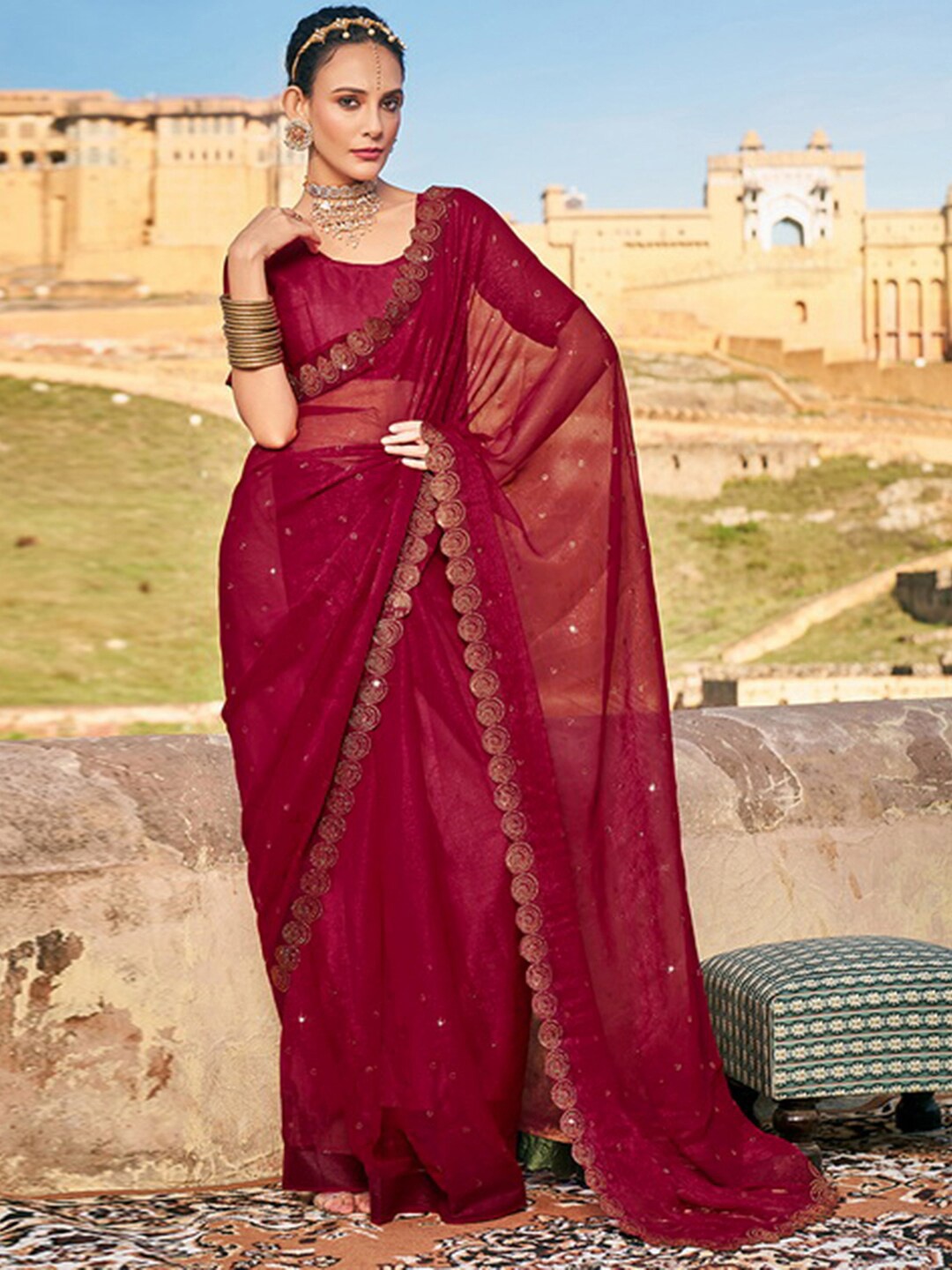 

Satrani Embellished Baluchari Saree, Red