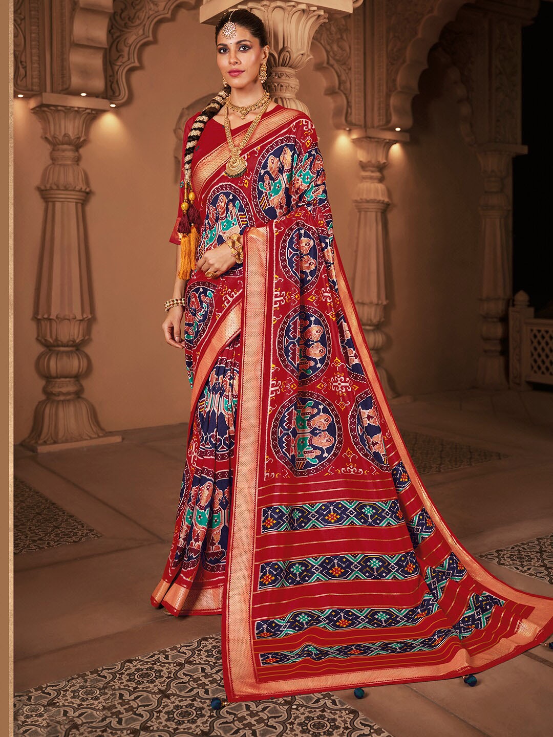 

Satrani Ethnic Motifs Printed Zari Bhagalpuri Saree, Red