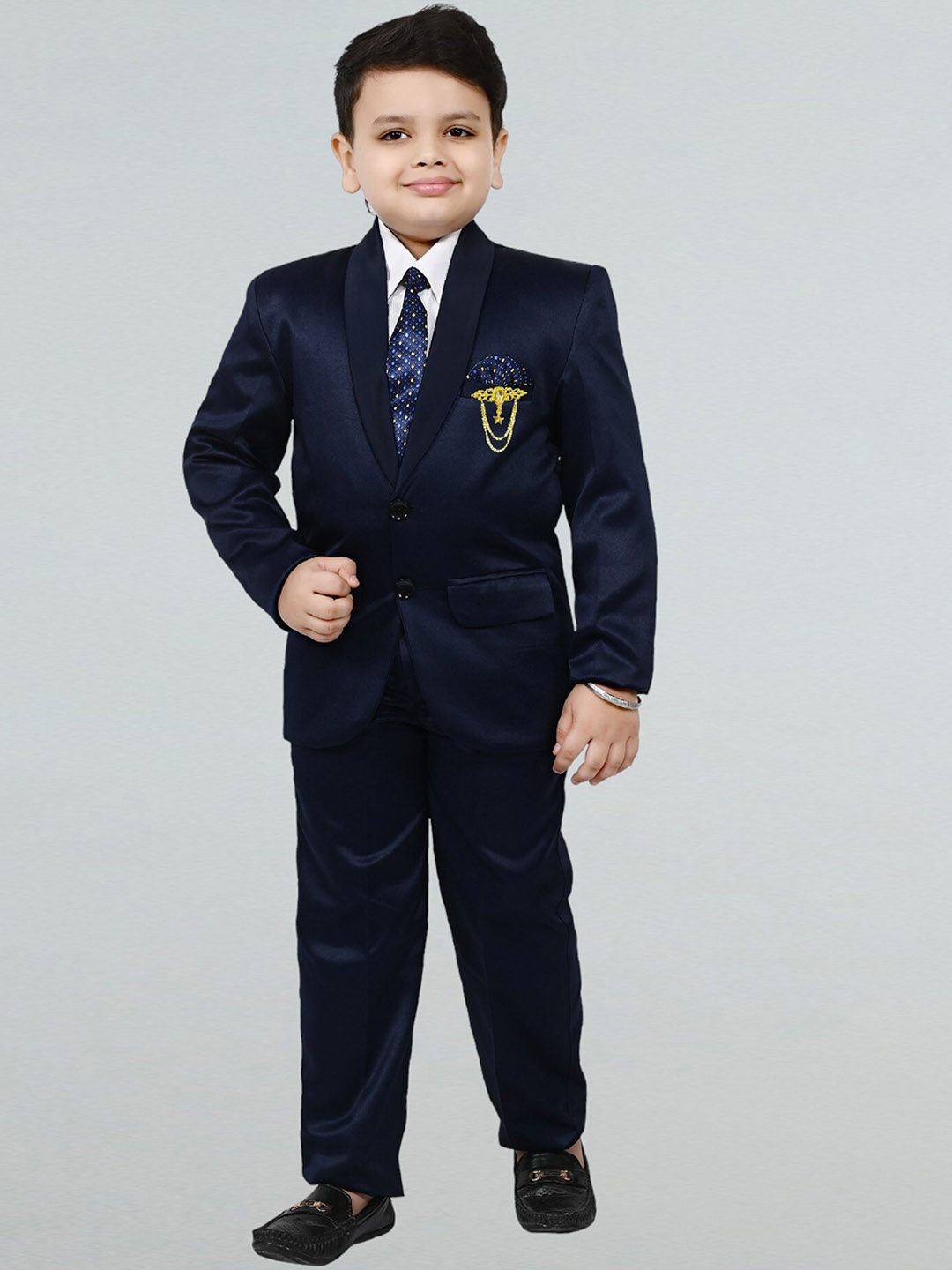 

BT DEZINES Boys 4-Piece Single-Breasted Satin Suit, Blue