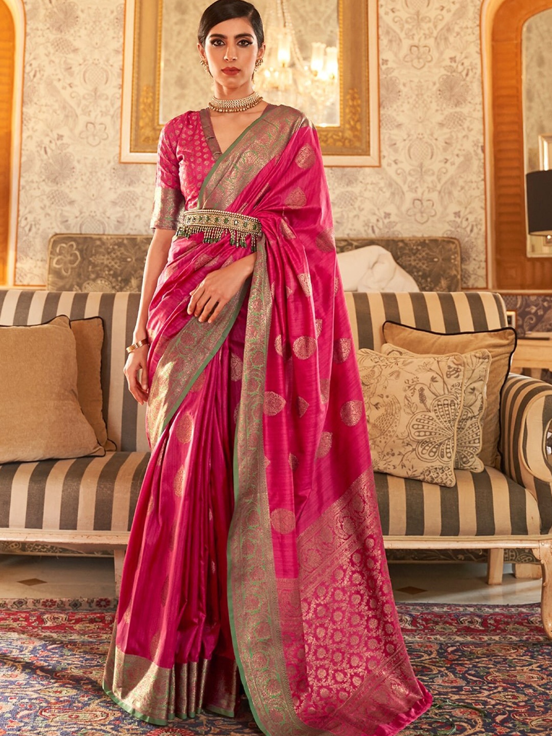 

DEVATITHI Ethnic Motifs Woven Design Zari Saree, Pink