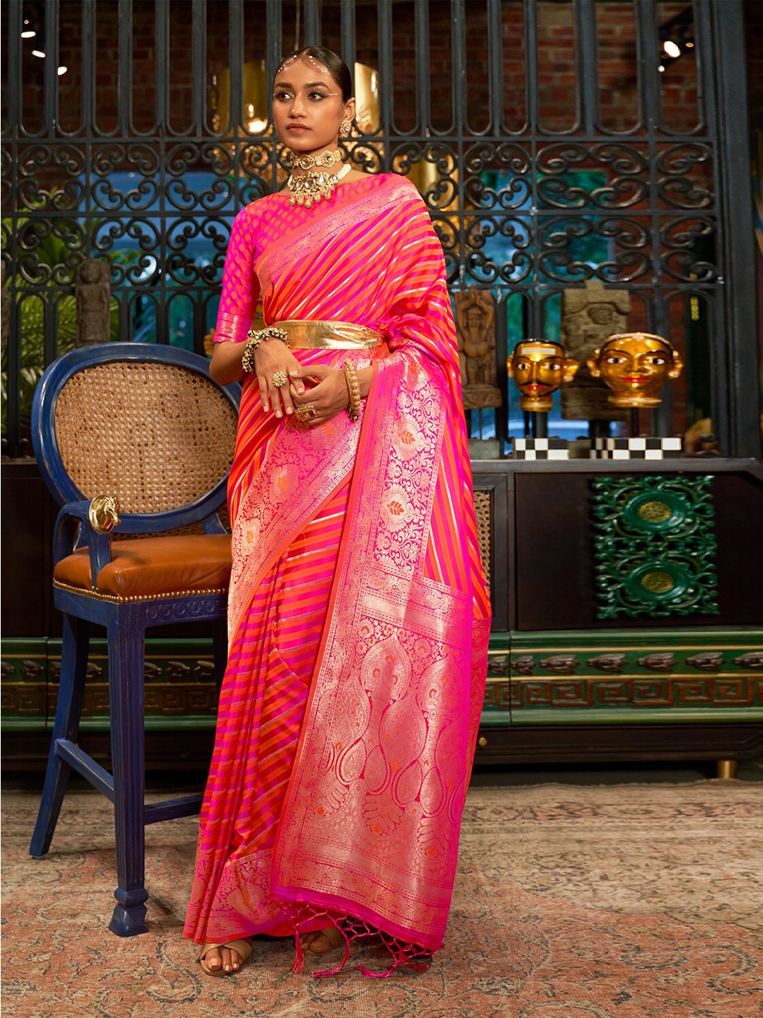 

DEVATITHI Striped Woven Design Zari Saree, Pink