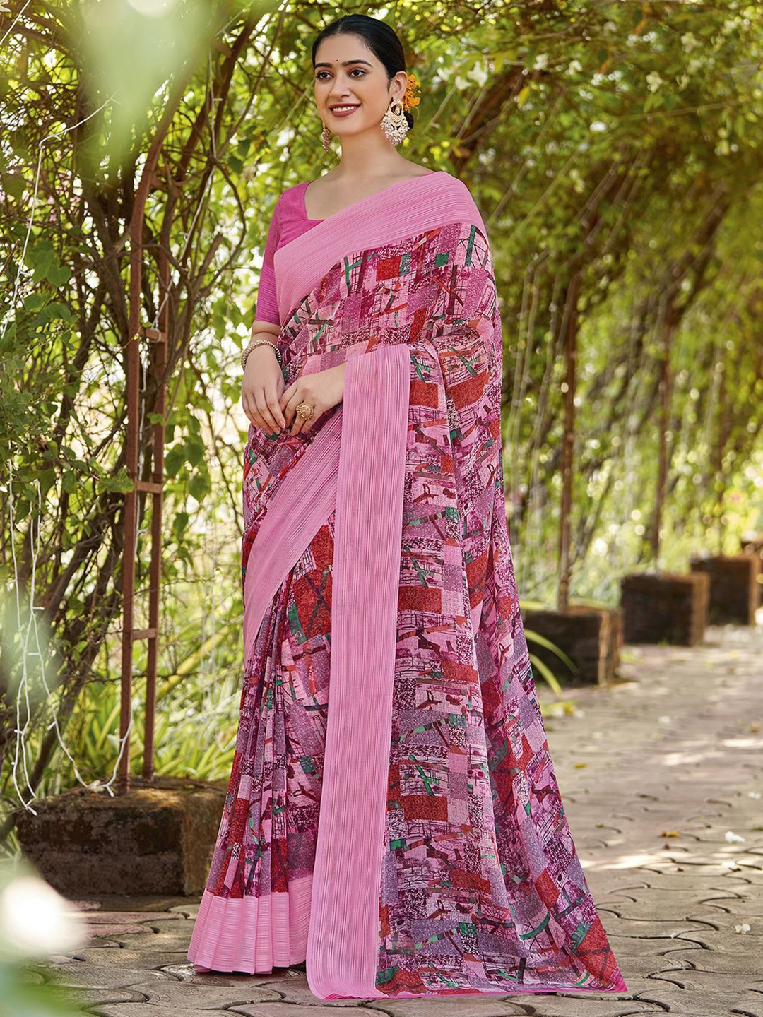 

Mitera Abstract Printed Chettinad Saree, Pink