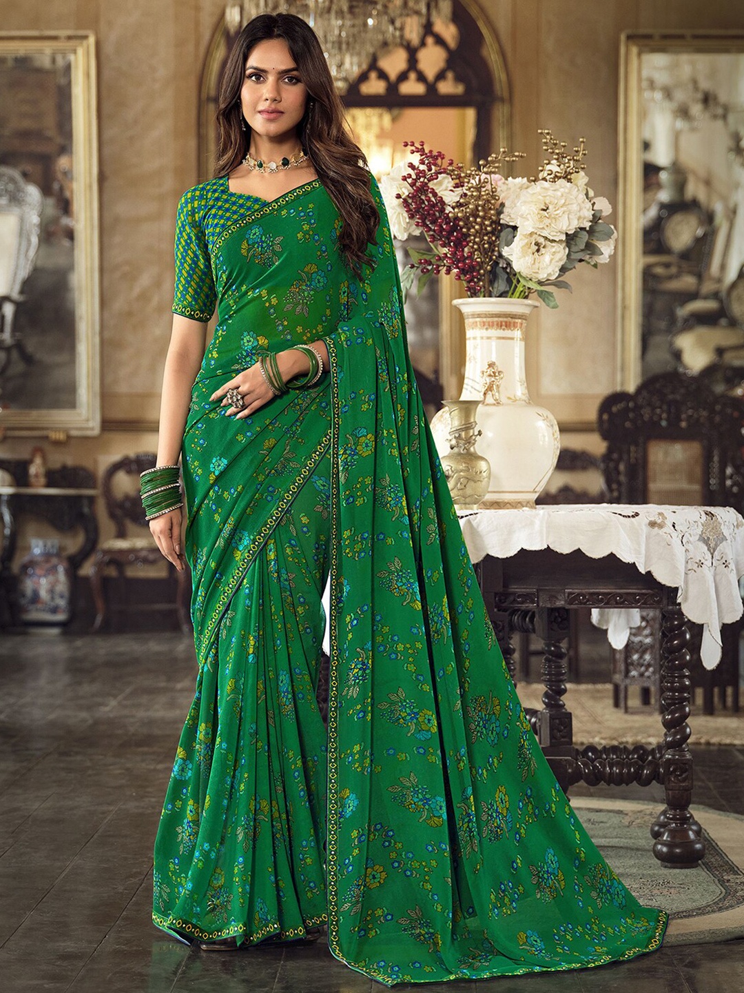 

Mitera Floral Printed Saree, Green