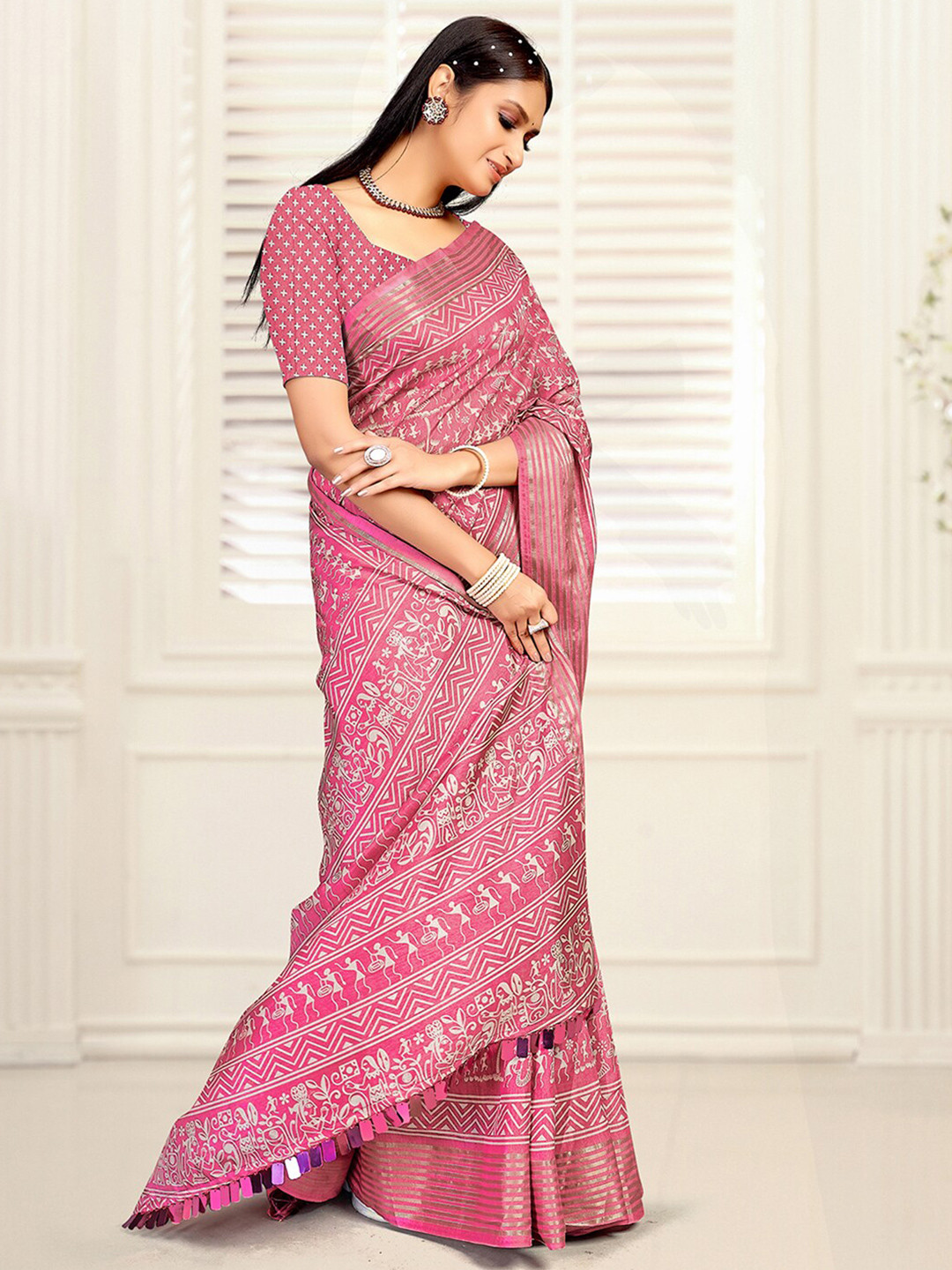 

Mitera Ethnic Motifs Printed Zari Silk Sungudi Saree, Pink