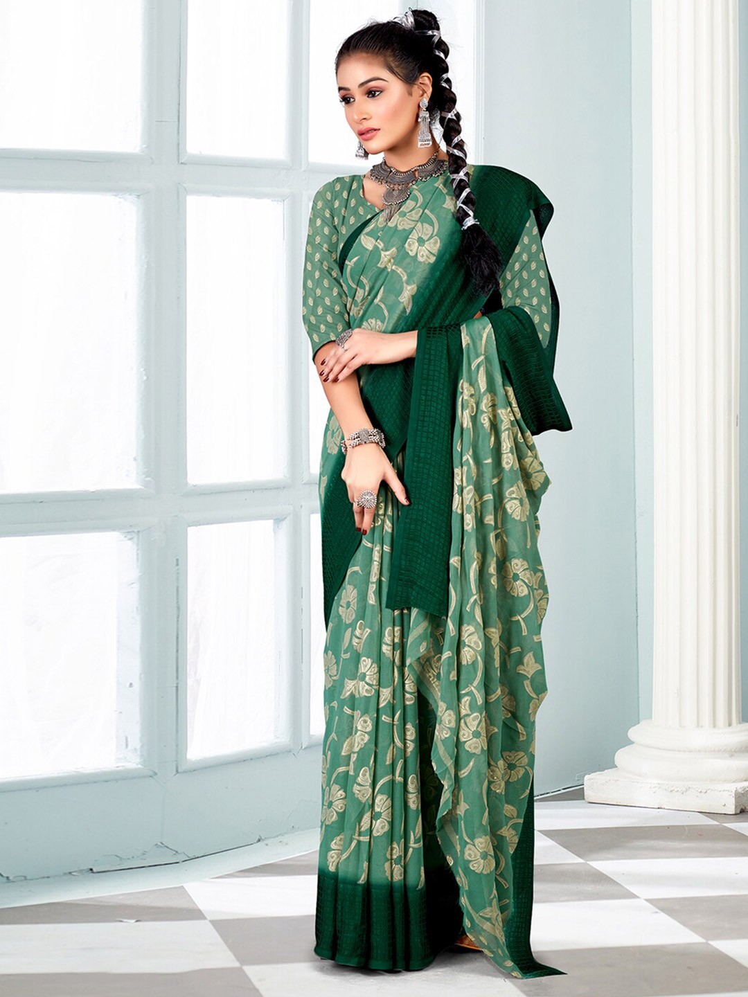 

Mitera Floral Pure Georgette Bagh Saree, Sea green
