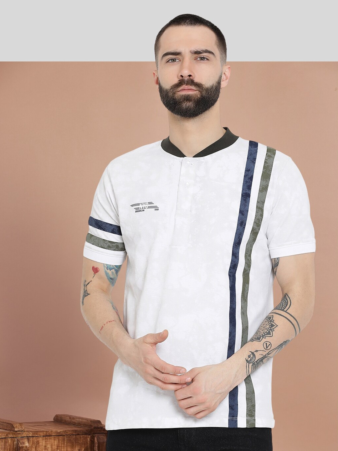 

AXMANN Cotton Round Neck Short Sleeves Pockets Casual T-shirt, White