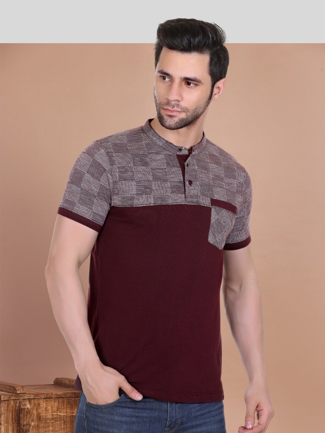 

AXMANN Colourblocked Mandarin Collar Short Sleeves Cotton T-shirt, Maroon