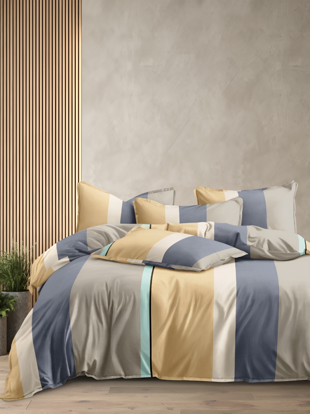 

CHHILAKIYA Navy Blue & Grey Checked Cotton 350 TC King Bedsheet With 2 Pillow Covers