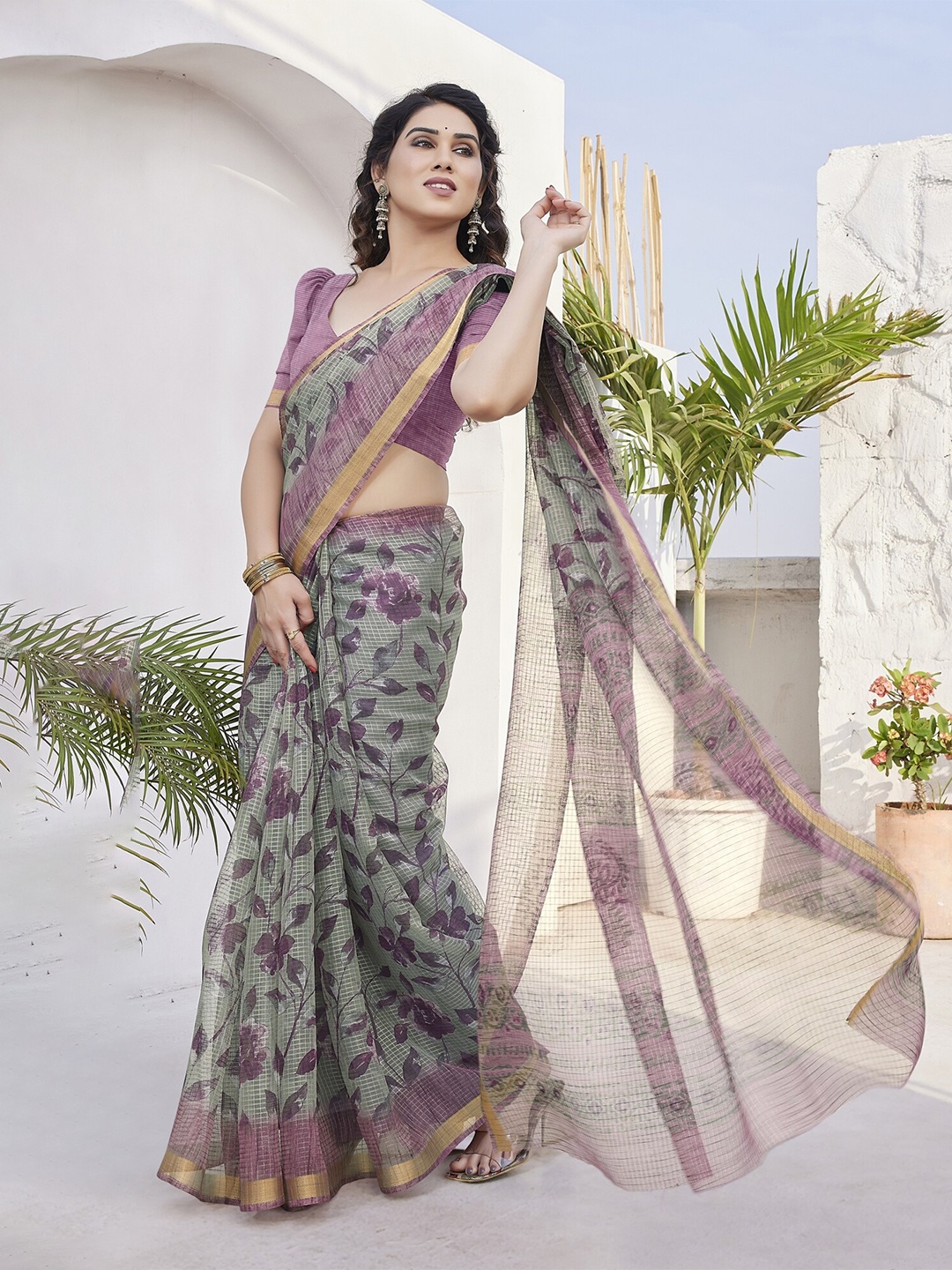 KALINI Floral Printed Zari Saree, Green