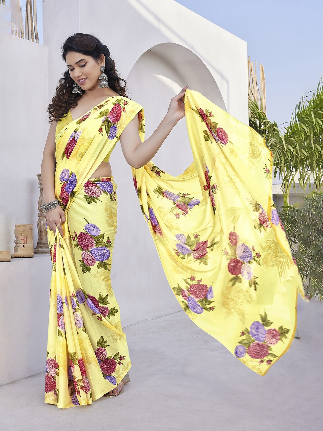 

KALINI Floral Printed Saree, Yellow