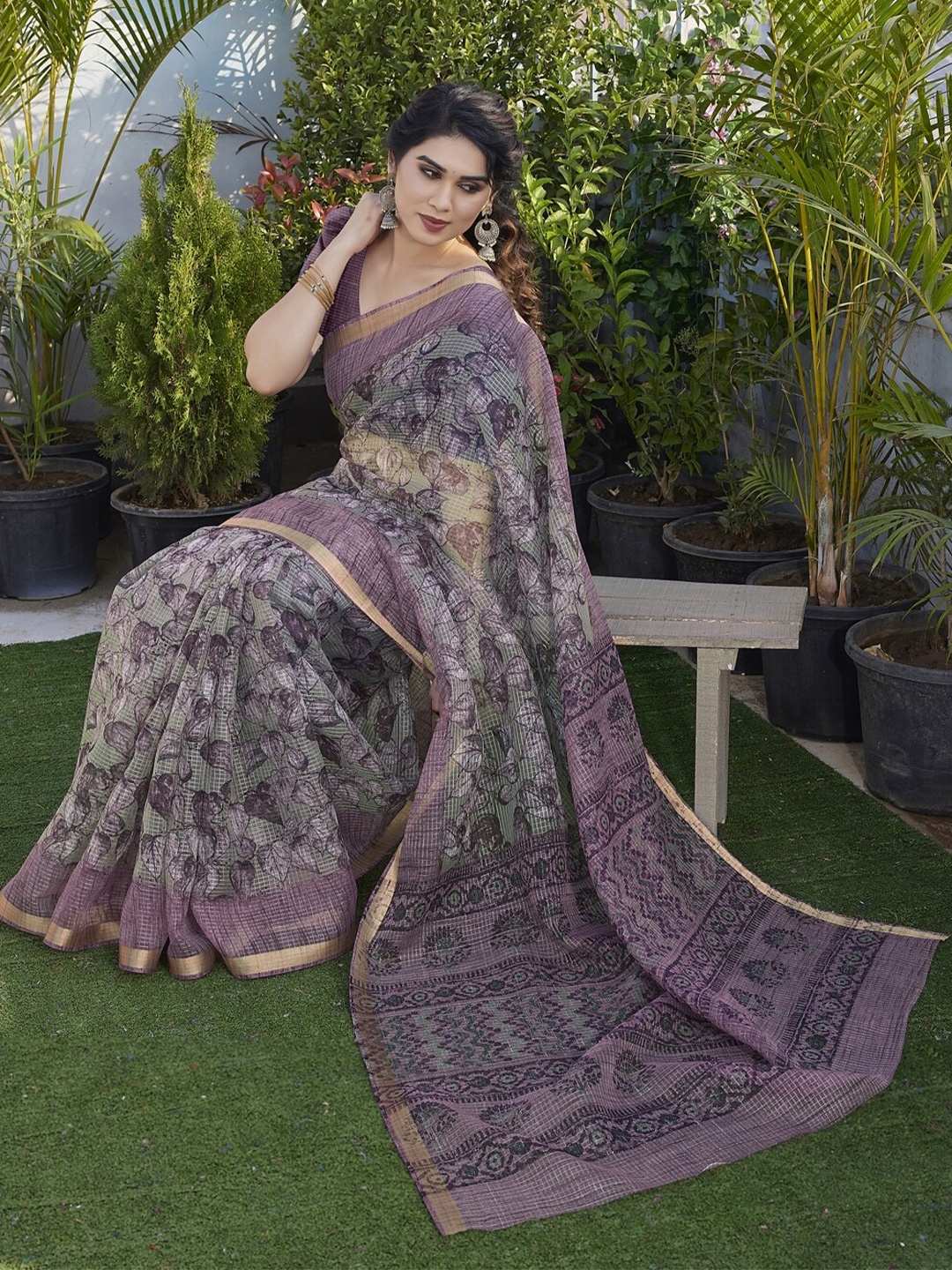 

KALINI Floral Printed Zari Saree, Purple