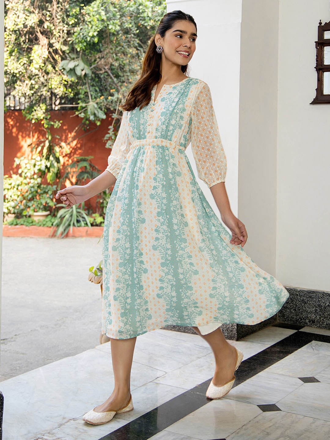 

Janasya Dobby Georgette Floral Flared Dress, Off white