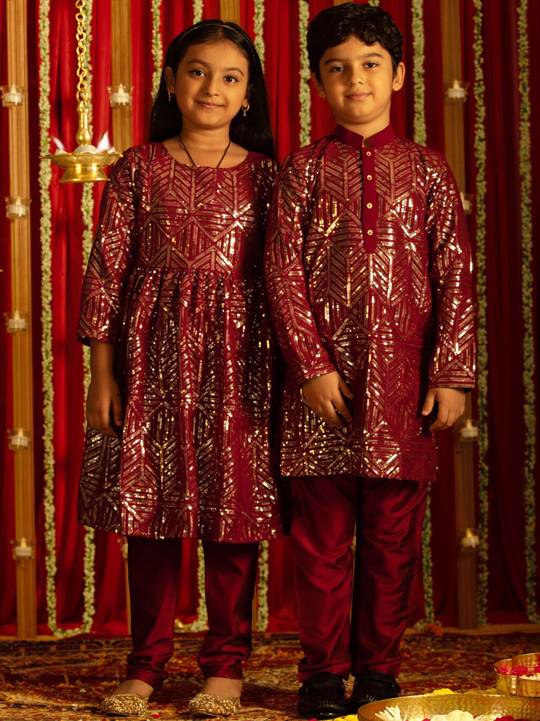 

VASTRAMAY Boys Ethnic Motifs Embroidered Sequinned Kurta With Trousers, Maroon
