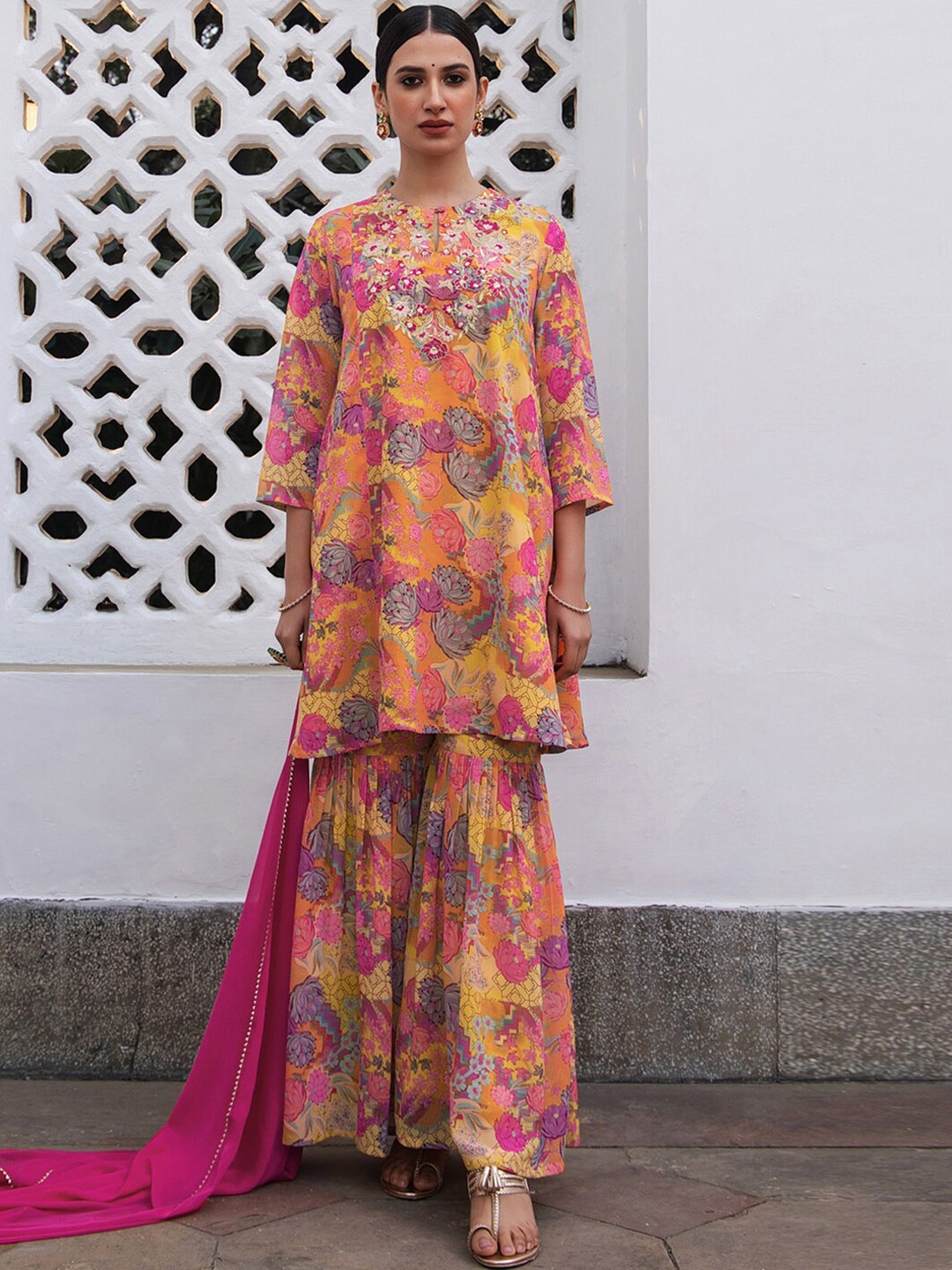 

Janasya Floral Printed Regular Kurta with Sharara & With Dupatta, Pink