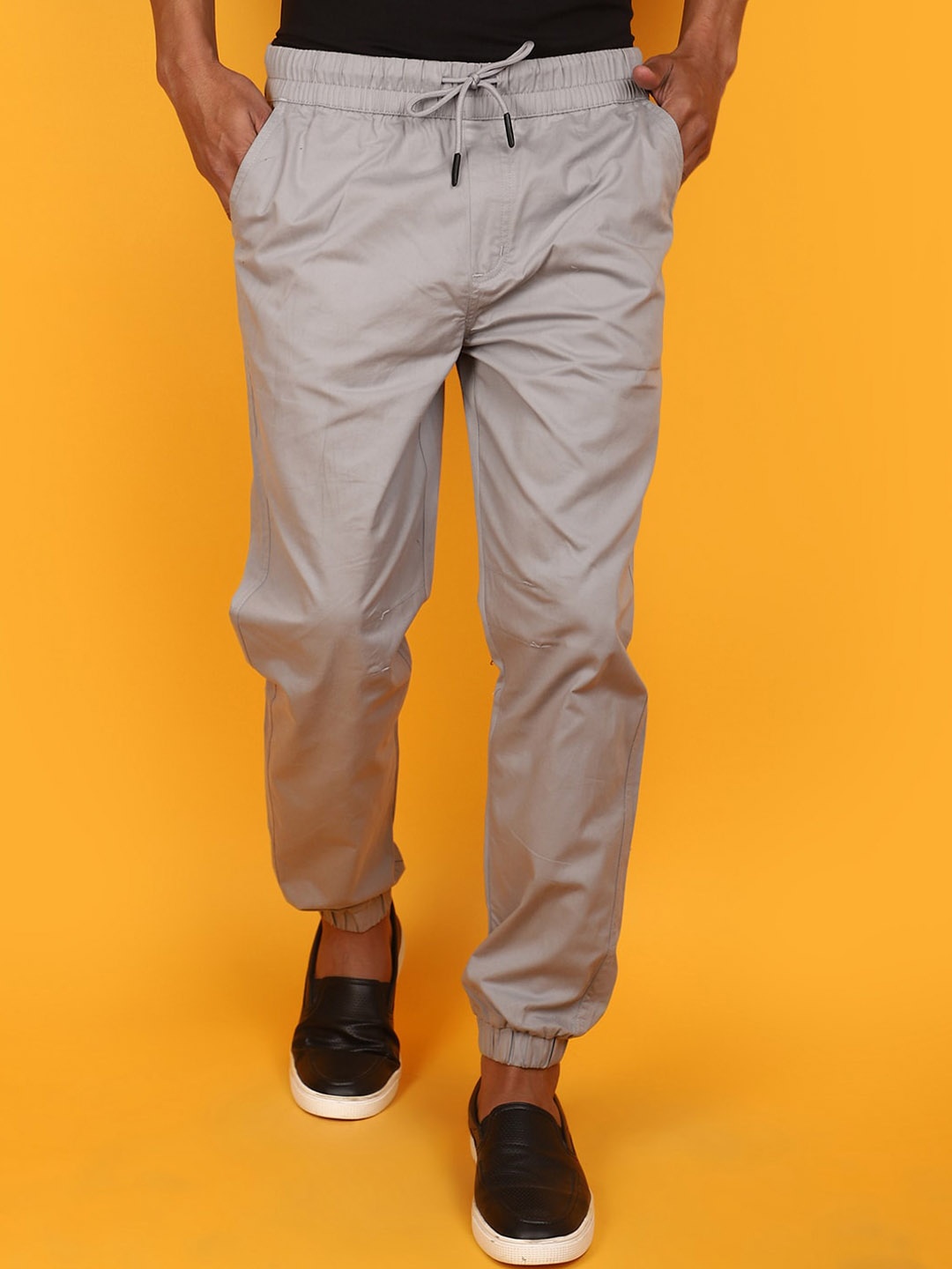 

V-Mart Men Mid-Rise Cotton Joggers Trousers, Grey