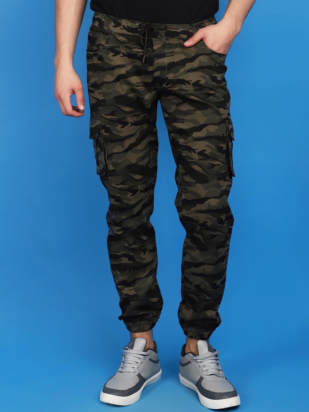 

V-Mart Men Camouflage Printed Twill Weave Cotton Cargo Jogger, Green