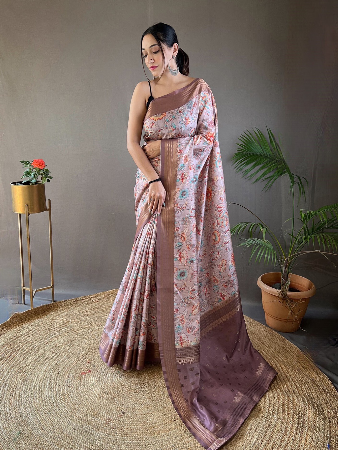 

LeeliPeeri Designer Floral Printed Zari Silk Saree, Purple