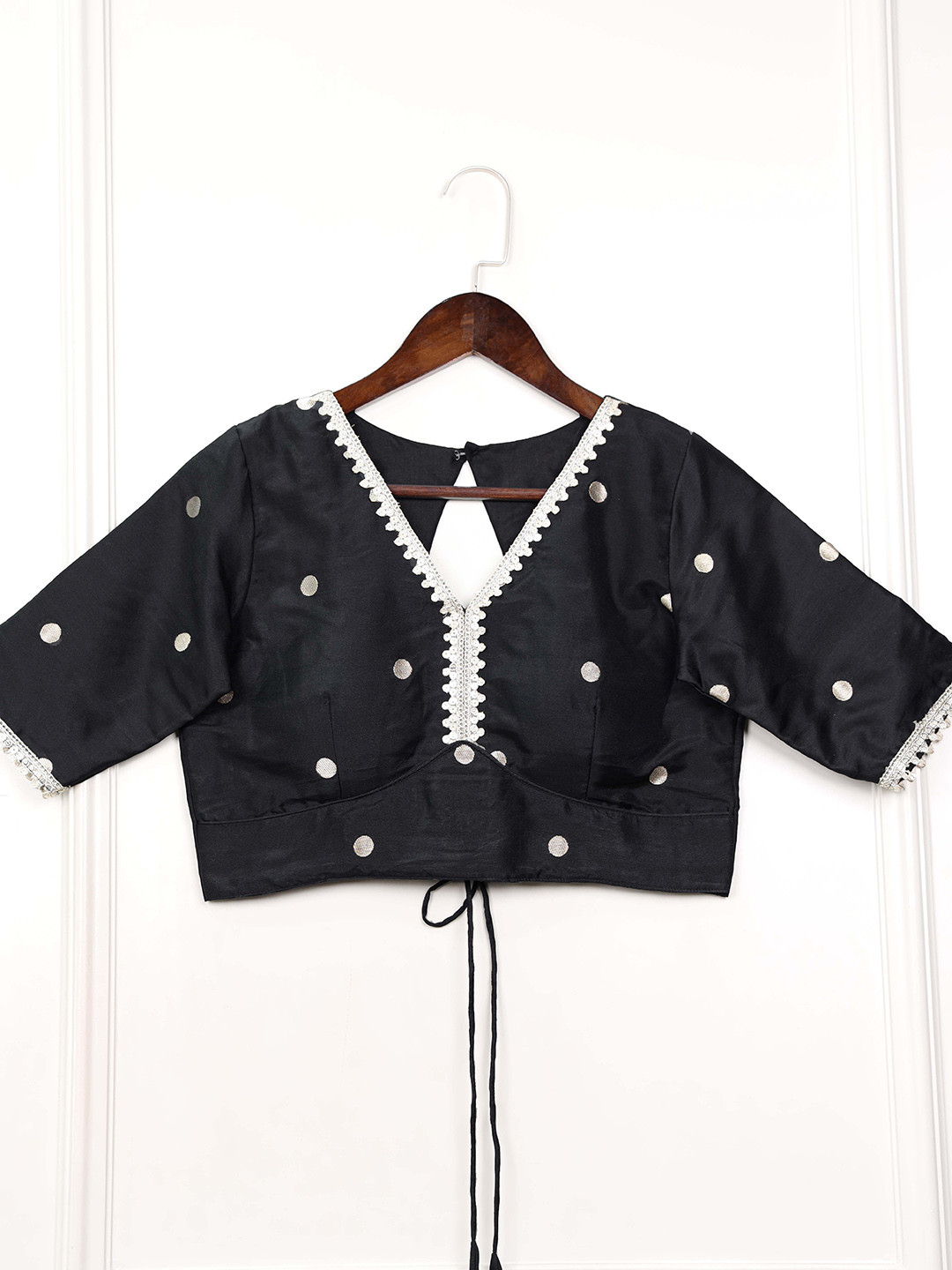 

LOOKNBOOK ART Woven Design Saree Blouse, Black