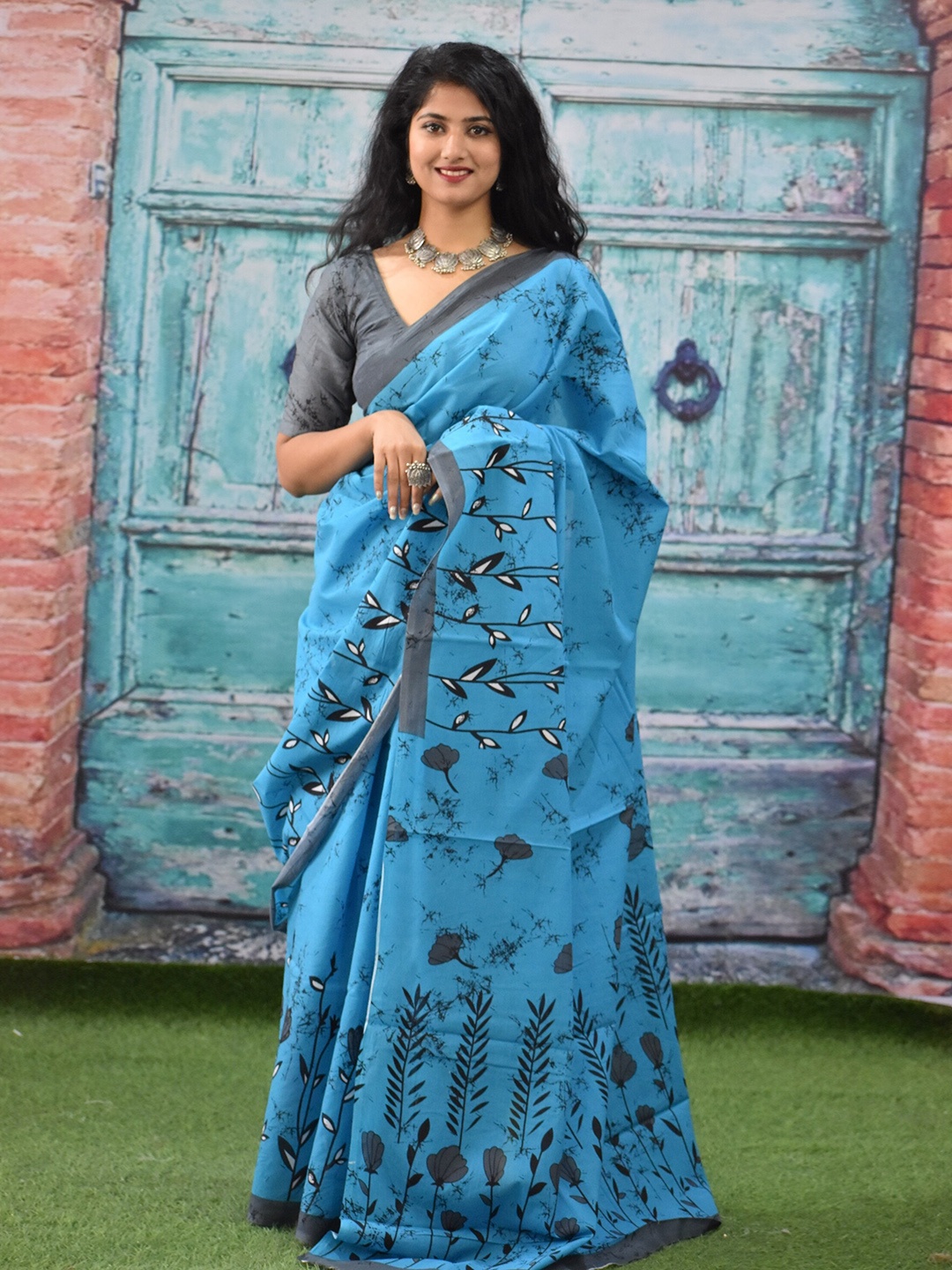 

JALTHER Pure Cotton Block Print Saree, Blue