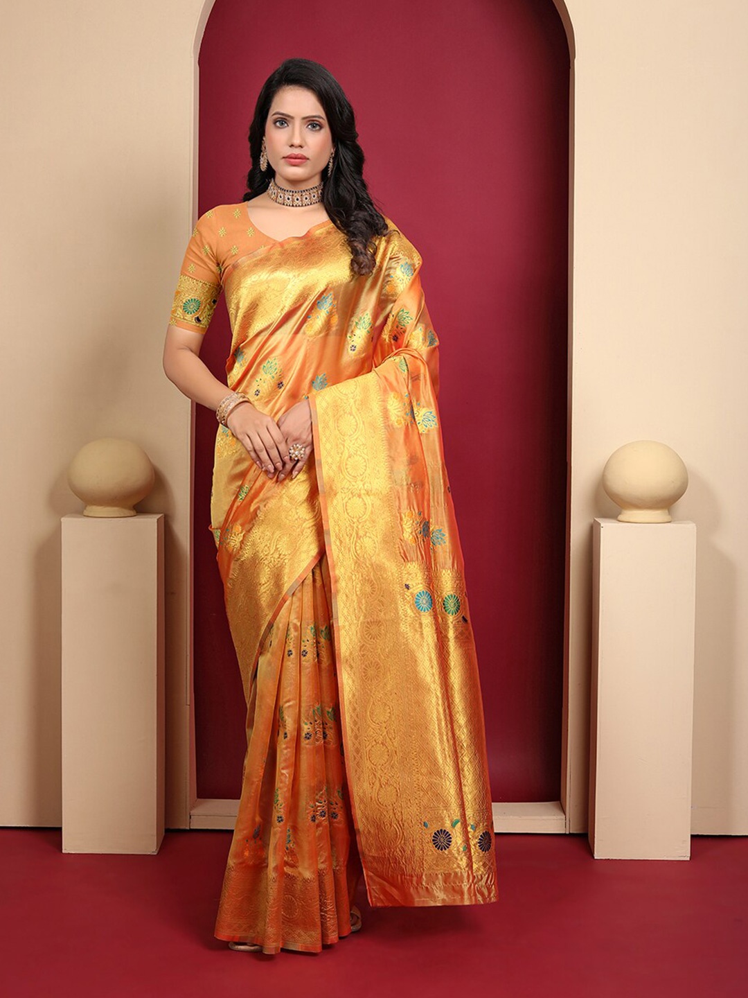

Pionex Ethnic Motifs Zari Organza Kanjeevaram Saree, Gold