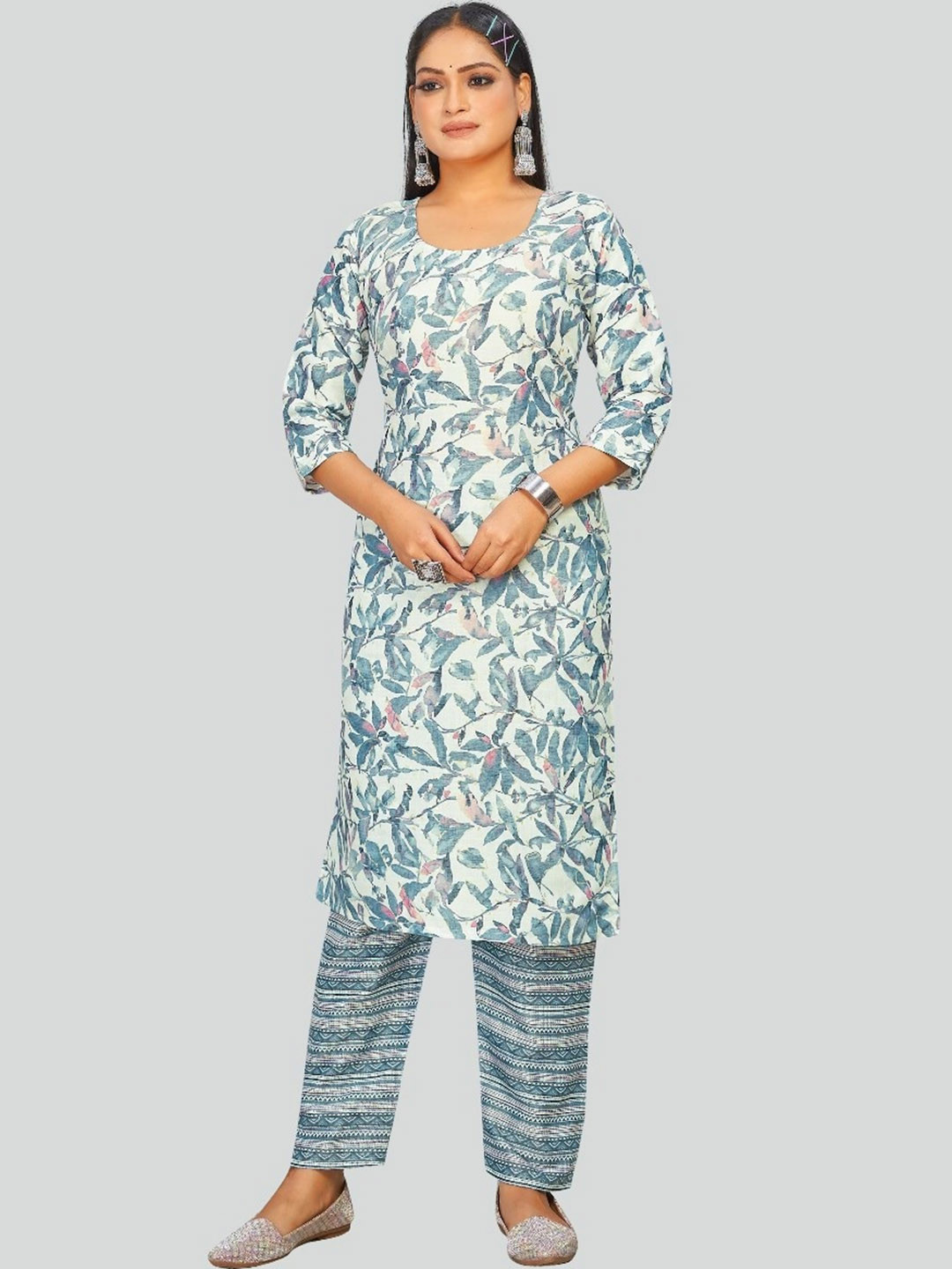 

BAESD Ethnic Motifs Printed Straight Round Neck Kurta With Trouser, Grey