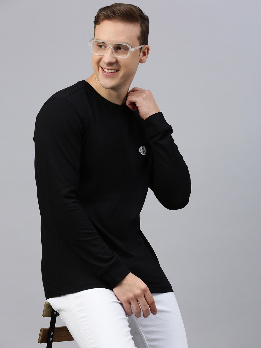 

ZEDD Round Neck Long Sleeves Regular Fit T-shirt, Black