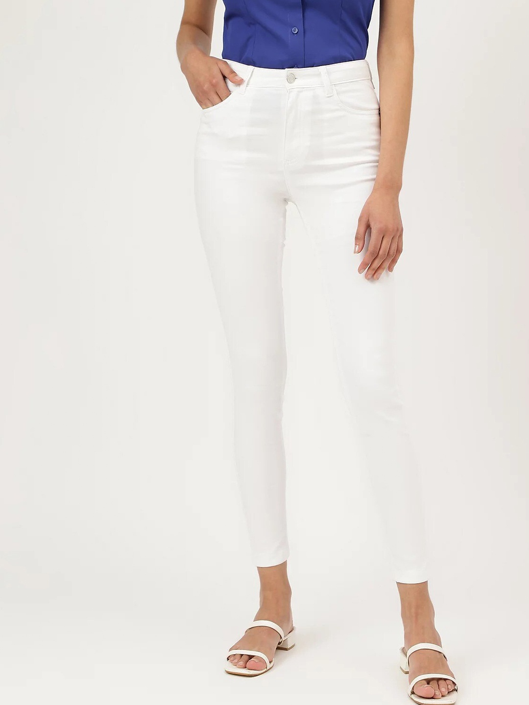 

Marks & Spencer Women Slim Fit Mid Rise Clean Look Stretchable Cropped Jeans, White