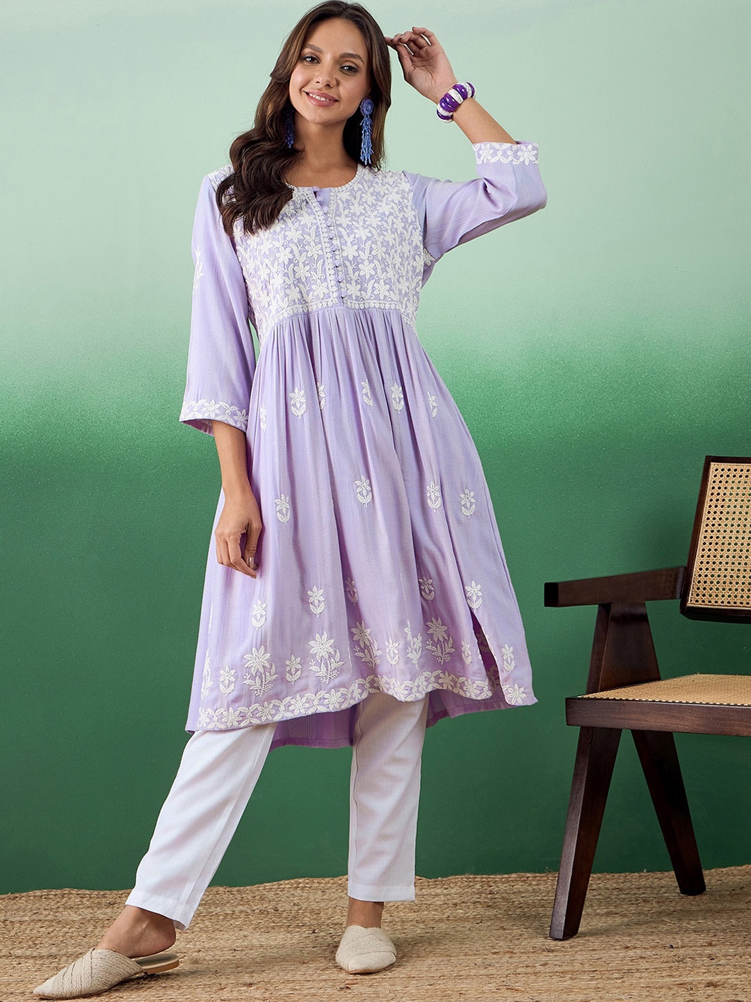 

Sangria Floral Embroidered Round Neck Anarkali Kurta With Trousers, Purple