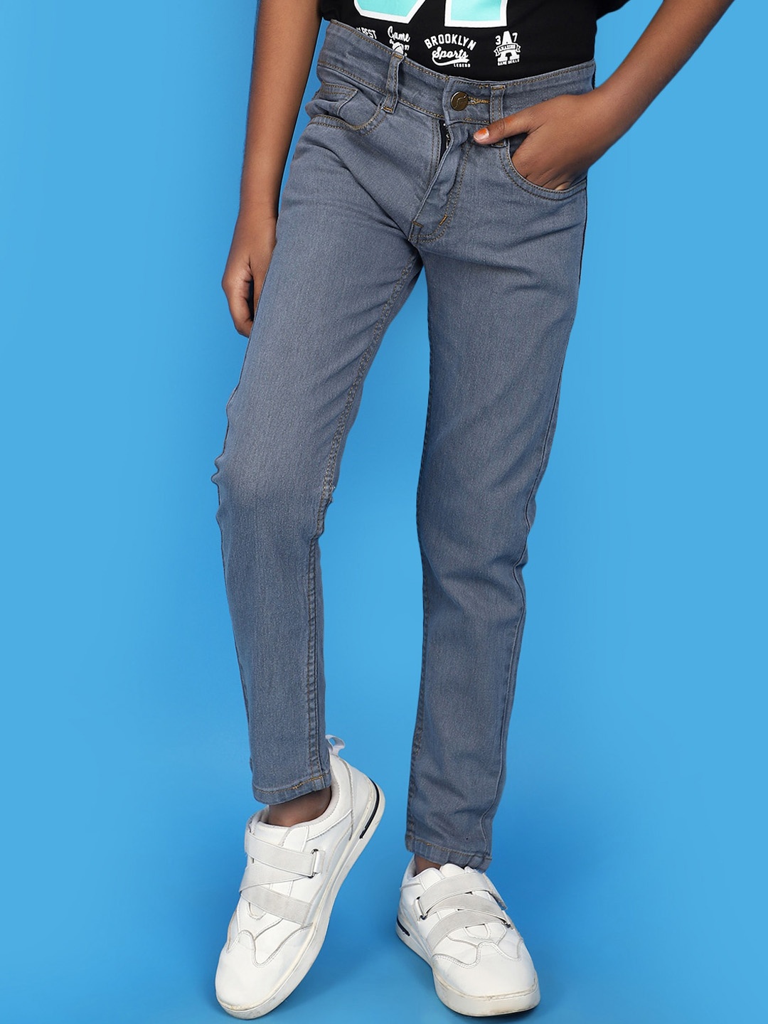 

V-Mart Boys Mid-Rise Jeans, Grey