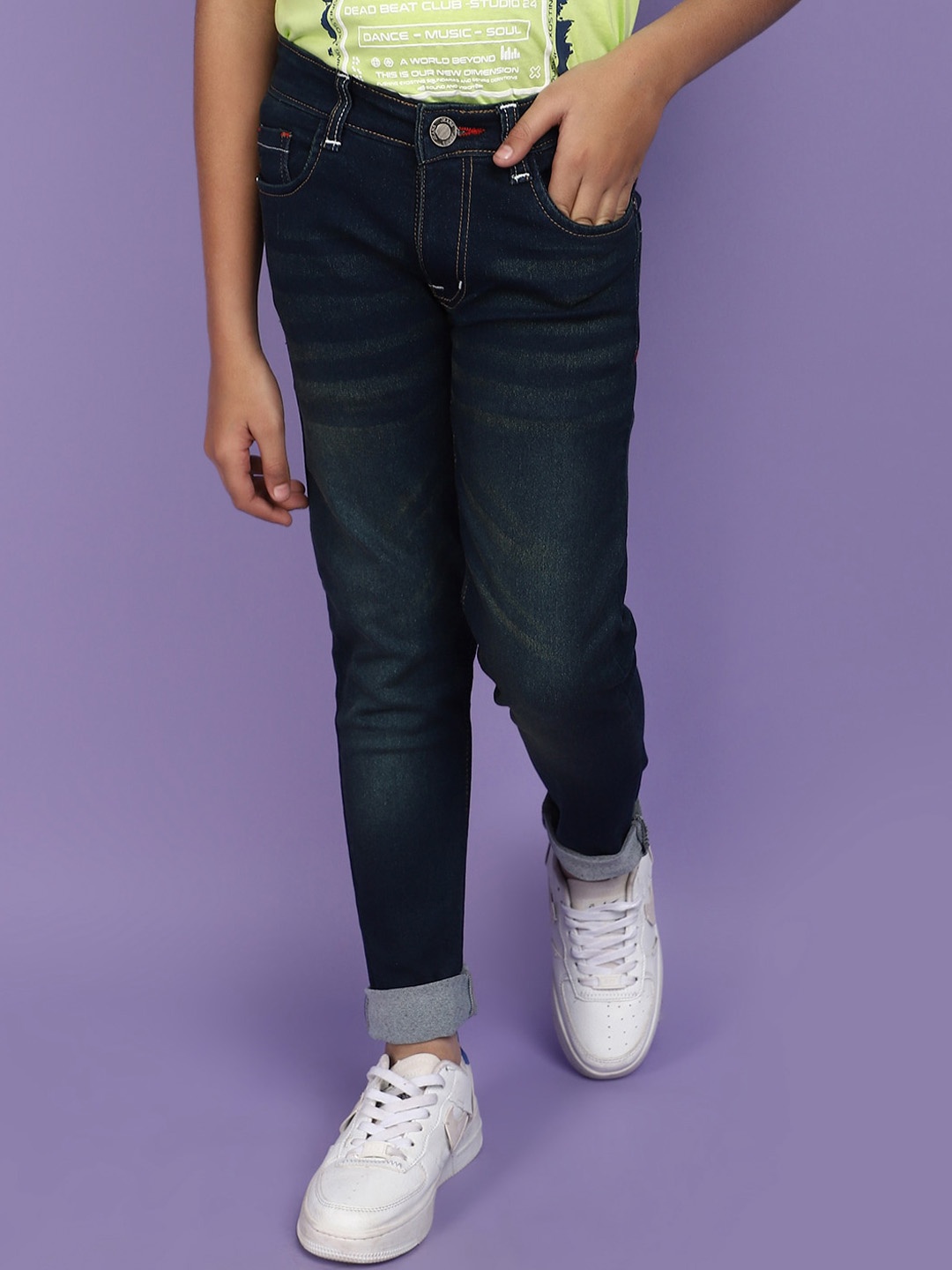 

V-Mart Boys Mid-Rise Light Fade Jeans, Blue