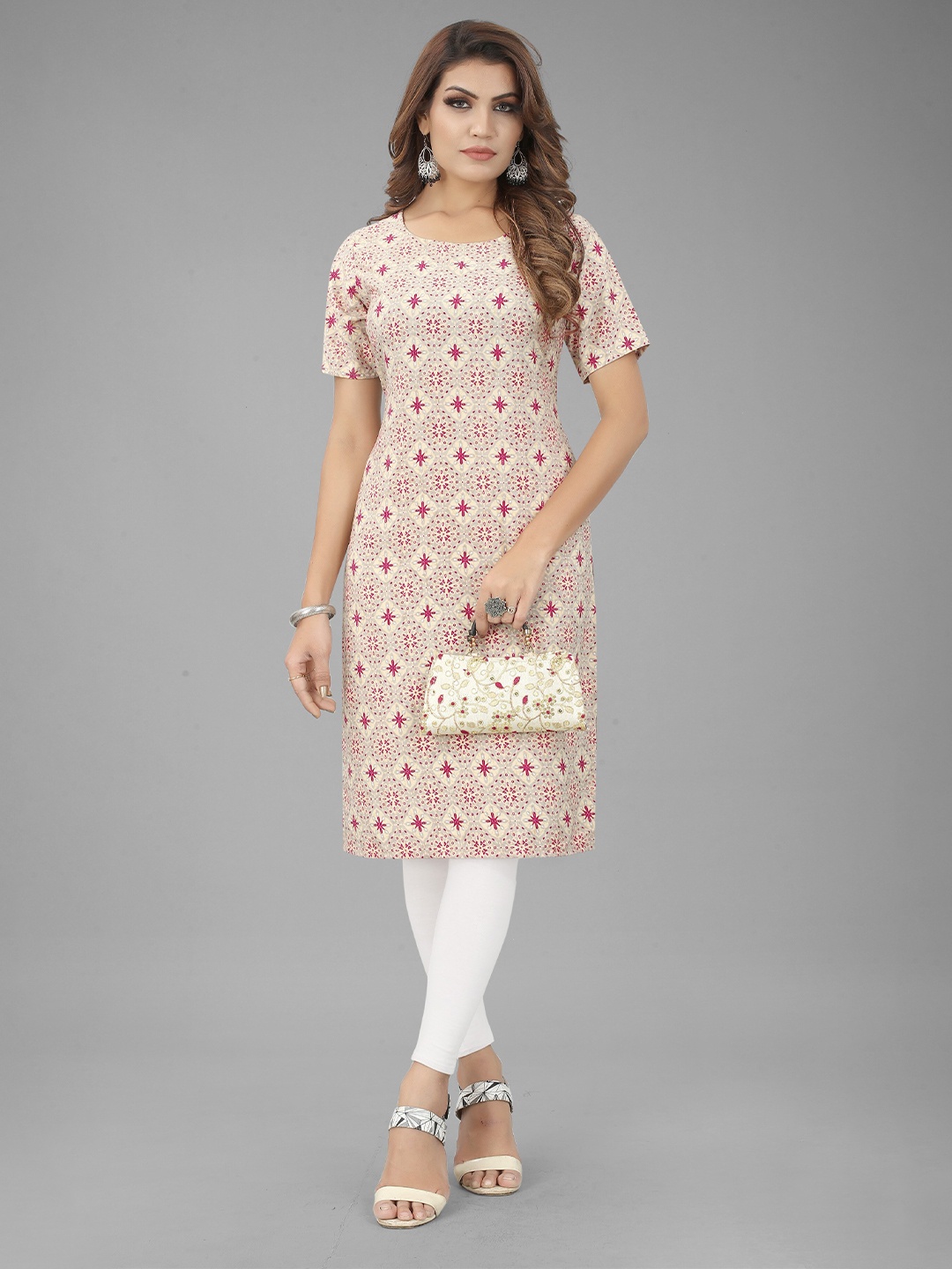 

KIWIE Round Neck Geometric Printed Straight Cotton Kurta, Cream