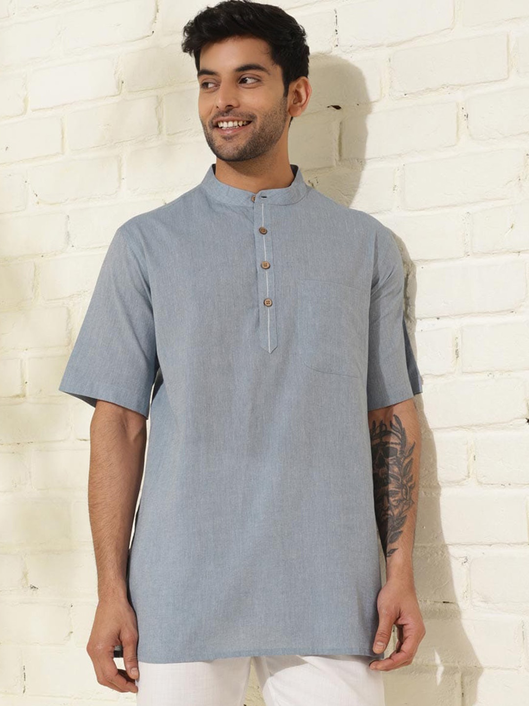 

Fabindia Band Collar Cotton Straight Kurta, Blue