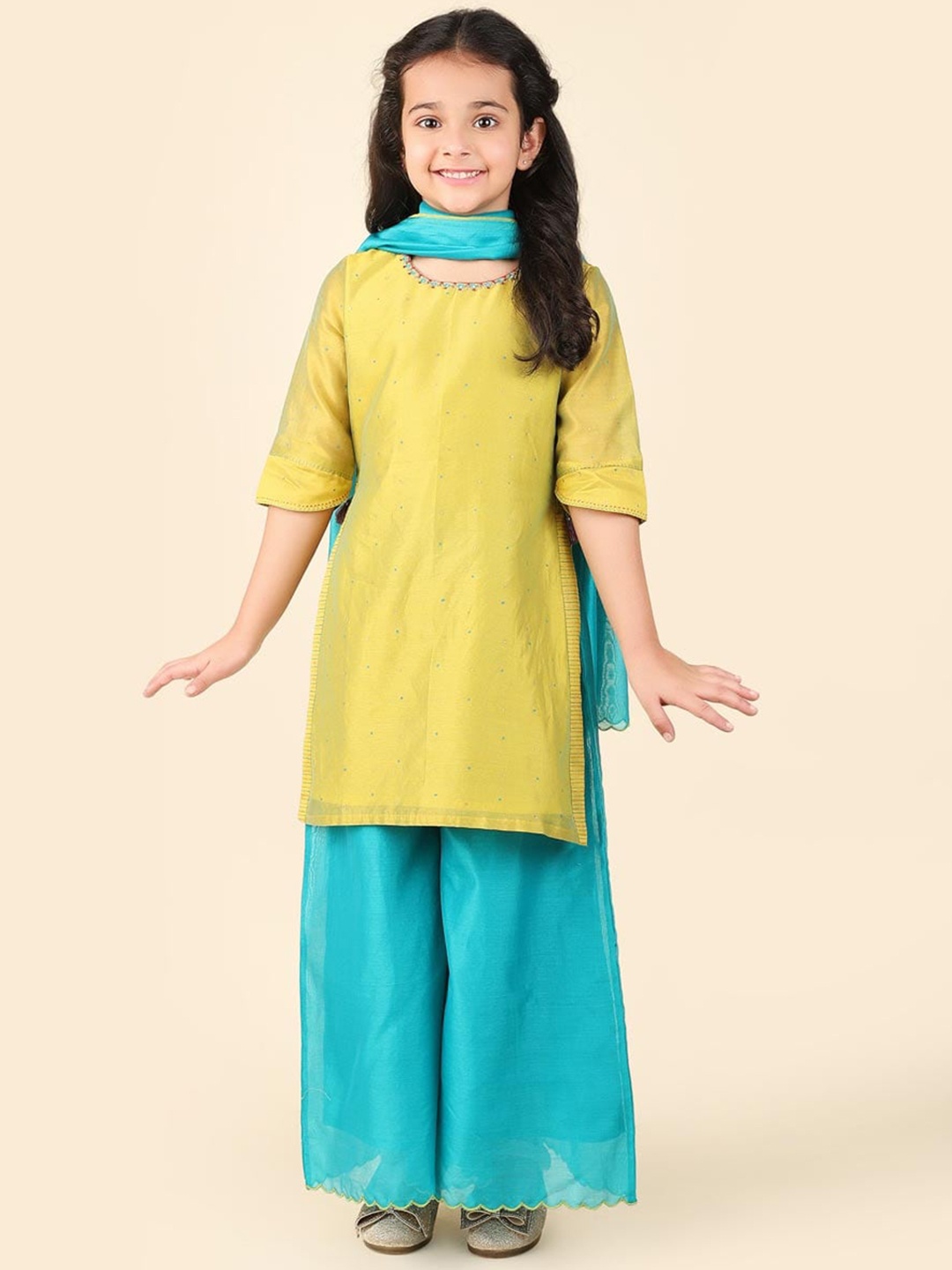 

Fabindia Girls Printed Cotton Silk Regular Thread Work Kurta with Palazzos & Dupatta, Green