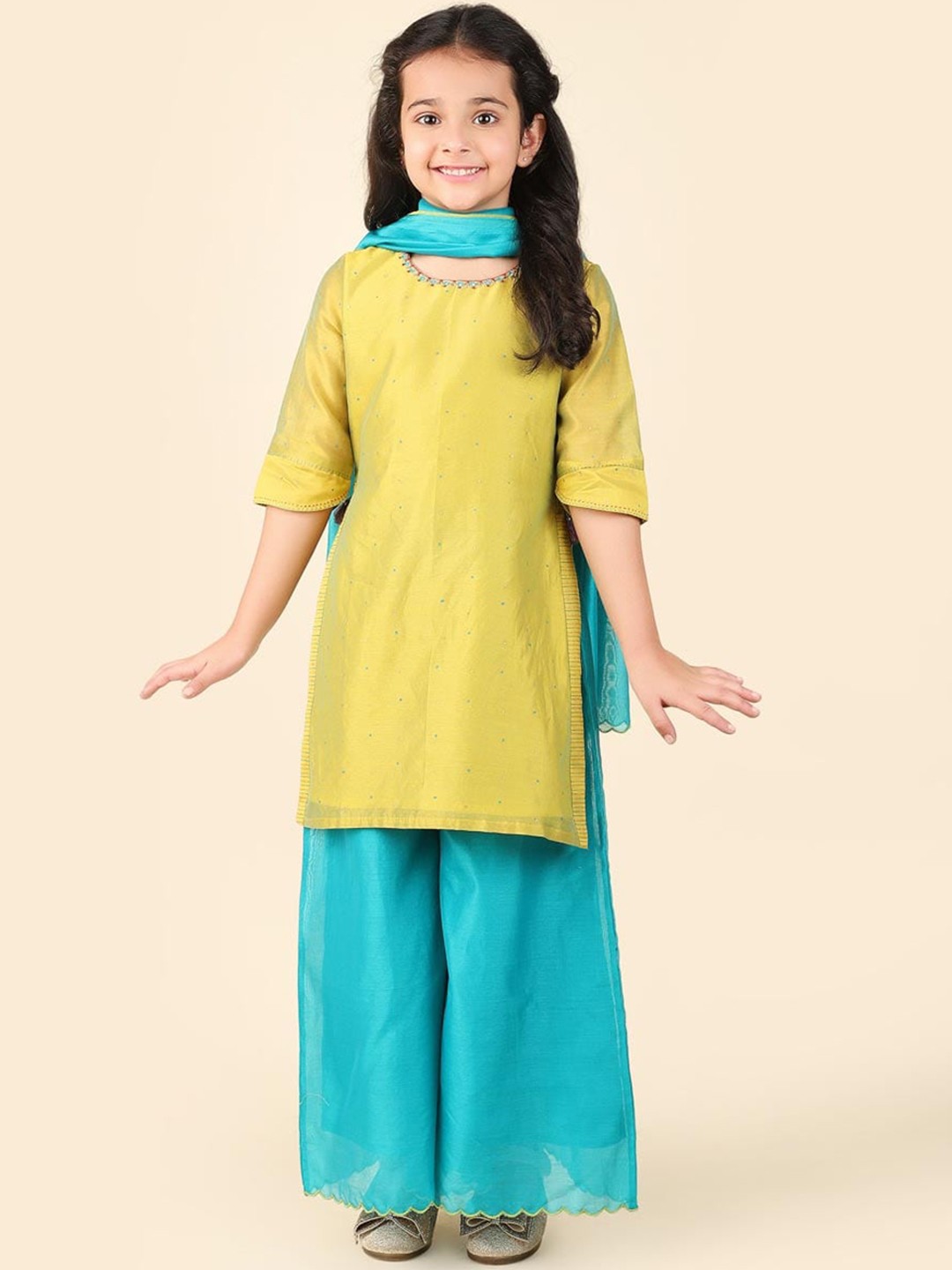

Fabindia Girls Printed Thread Work Cotton Silk Kurta with Palazzos & Dupatta, Green