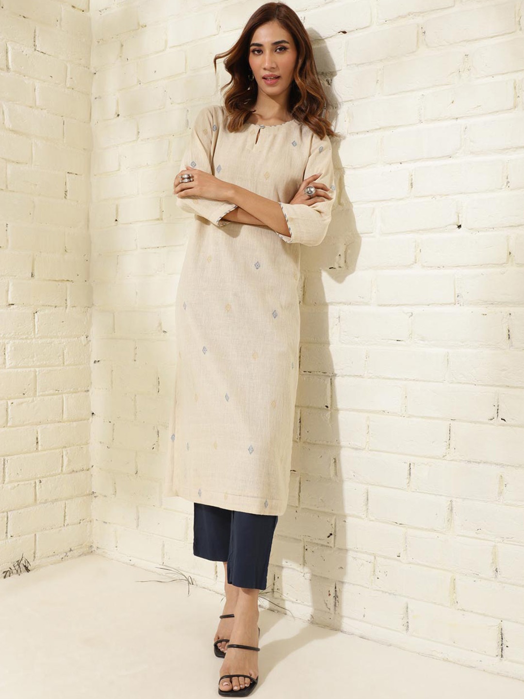 

Fabindia Ethnic Motifs Woven Design Pure Cotton Kurta, Beige