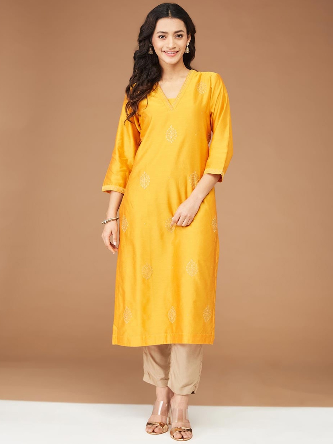 

Fabindia Ethnic Motifs Printed Cotton Silk Strigth Kurta, Yellow